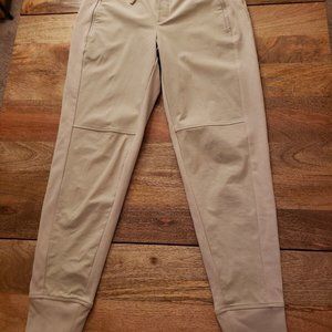 Athleta Headlands Hybrid Trek Jogger Ivory Color Size 6 EXCELLENT CONDITION